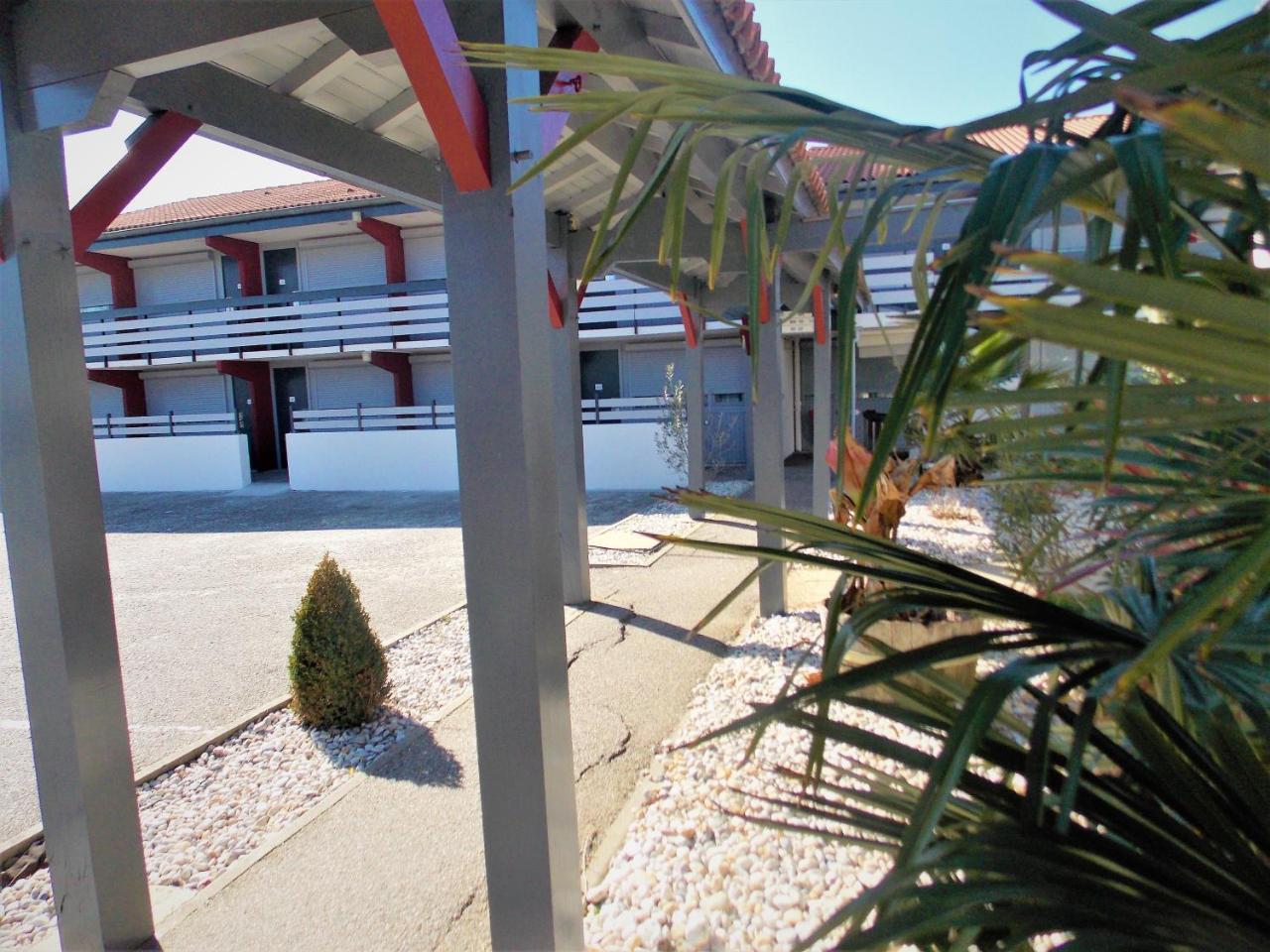 Kyriad Bordeaux - Merignac Aeroport Exterior photo